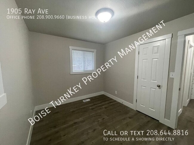 Photo - 1905 Ray Ave