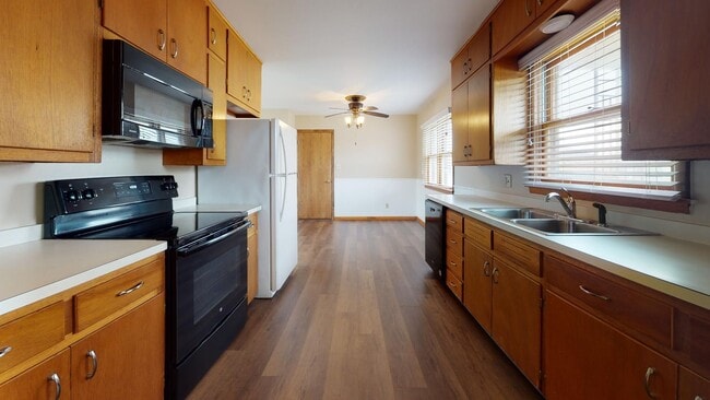 Photo - 4 Bedroom, 2 Bathroom Split Level Home