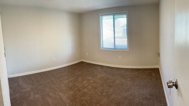 Photo - Up to 2-Months Free + Waived Utility Conne... Apartamento Unidad 12-10114 - Veneto