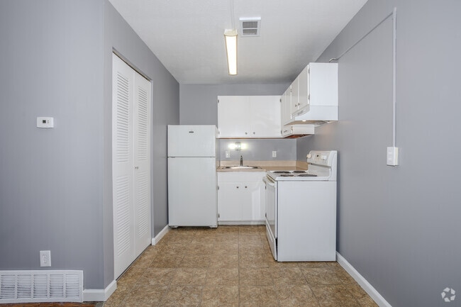 Interior Photo - Hilton Arms Rental