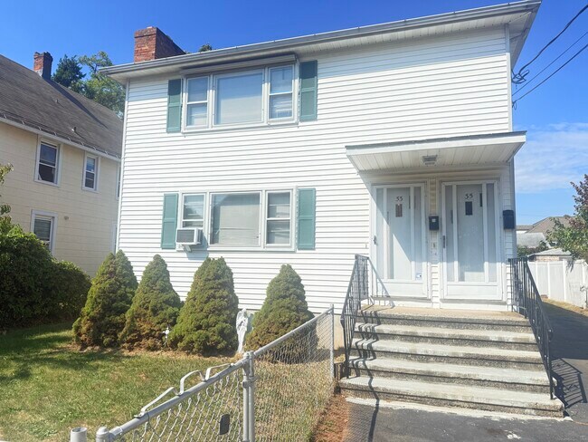 Building Photo - 33 Jones St Unit 33 Rental