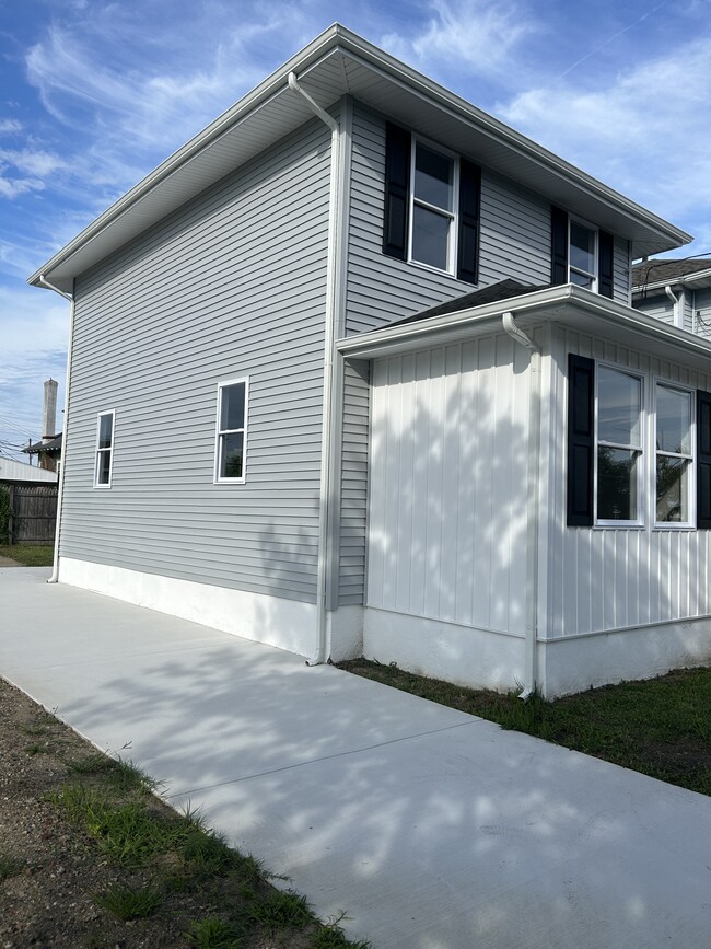 Photo - 1405 N Ohio Ave