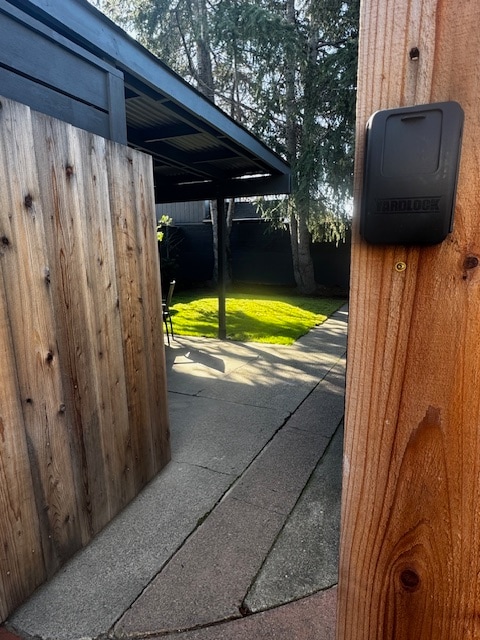 Photo - 9850 Springfield St