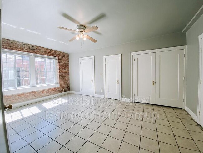 Photo - 518 NW 12th St