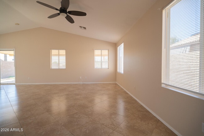 1914 S Palo Verde Dr
