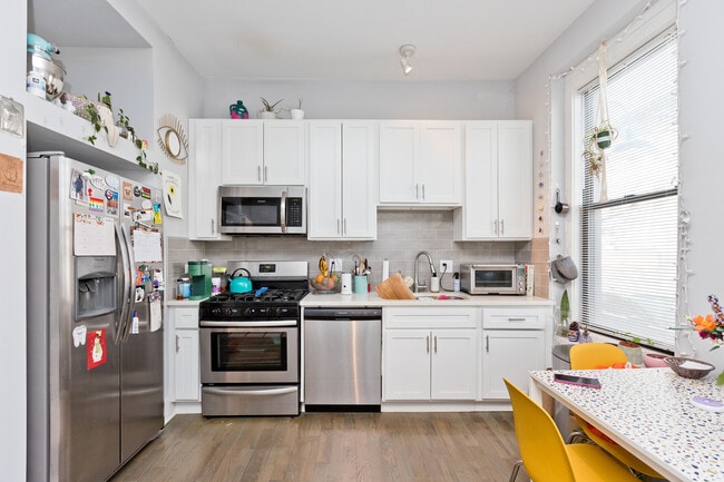 Photo - 1715 S Carpenter St Unit 1