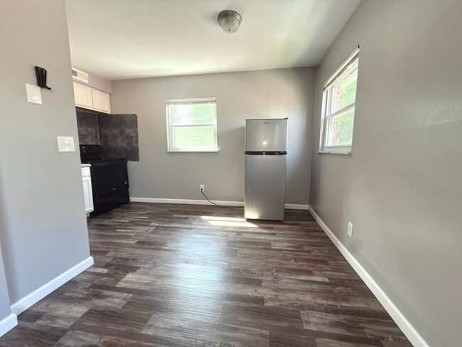 Photo - 3646 Northdale Pl Unit 4