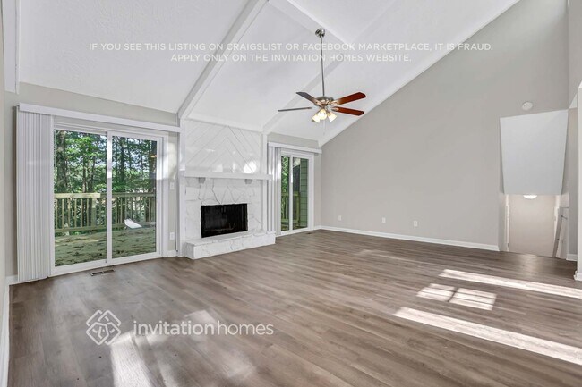 Photo - 5001 Post Rd Pass