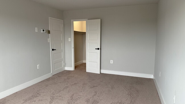 Renovated Master Bedroom (2B1B)