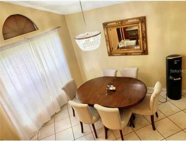 Photo - 514 Whittingham Pl