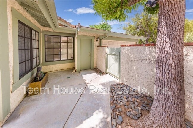 Photo - 26076 Viento Ct