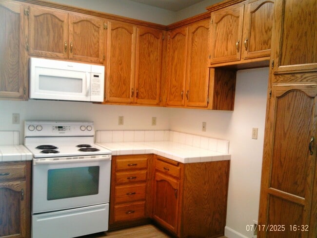 Photo - PRICE IMPROVEMENT!! MOVE IN SPECIAL! $2697...