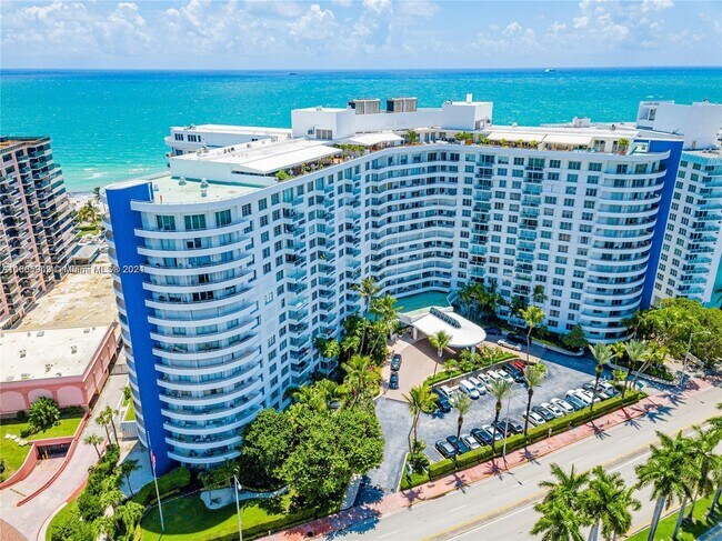 Photo - 5161 Collins Ave Unit 505