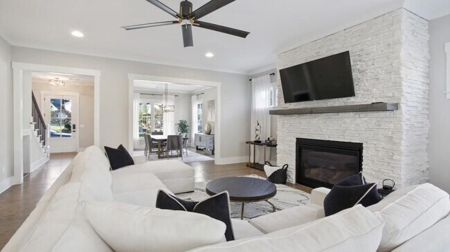 Photo - 1950 Westside Blvd NW