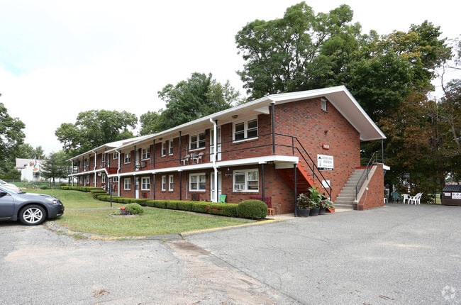 Apartments for Rent in Agawam, MA | ForRent.com