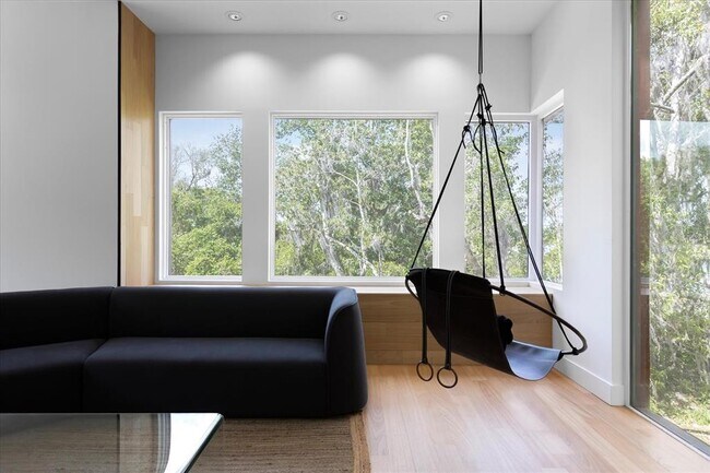 Photo - 3807 S Semoran Blvd