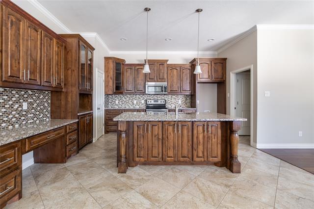 Photo - 5500 Ledgestone Dr