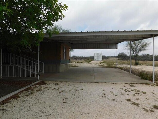 Photo - 3bedroom 2 bath with acreage