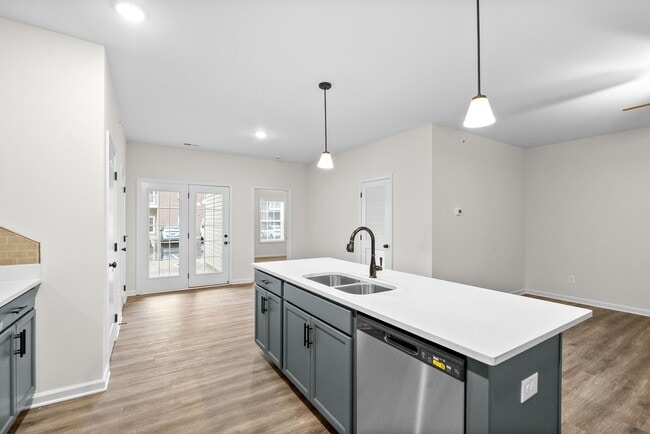 Photo - The Oakley at Pro Park