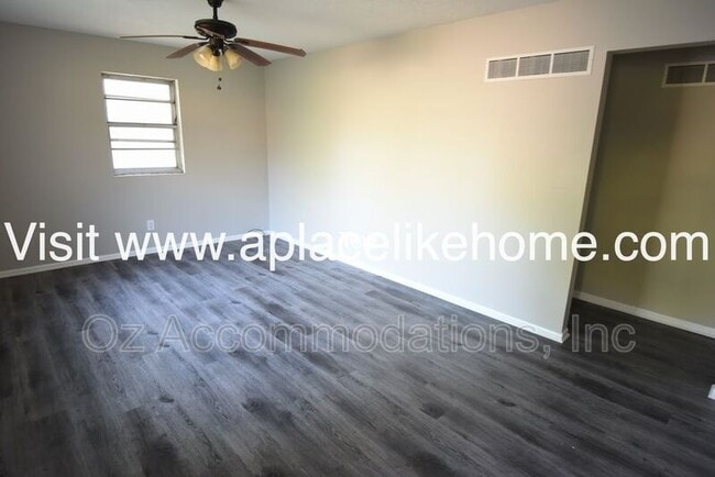 Photo - 1725 N 76th Terrace