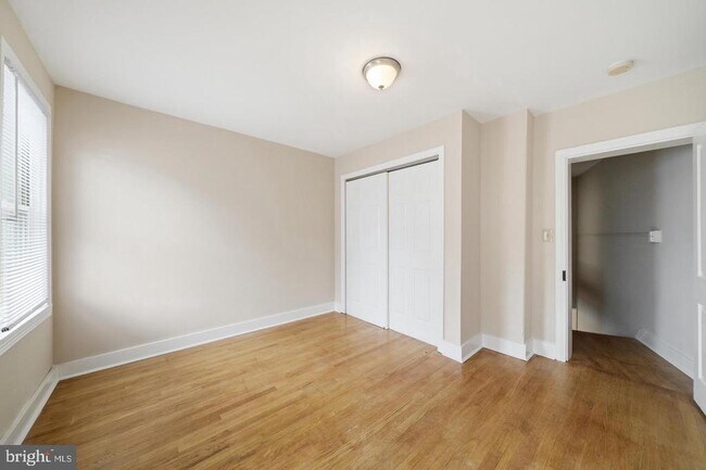 403 W South St