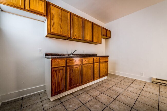 Photo - 8000 S Ellis Ave