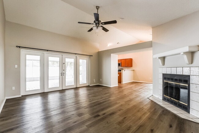 Photo - 1029 Beckstrom Dr