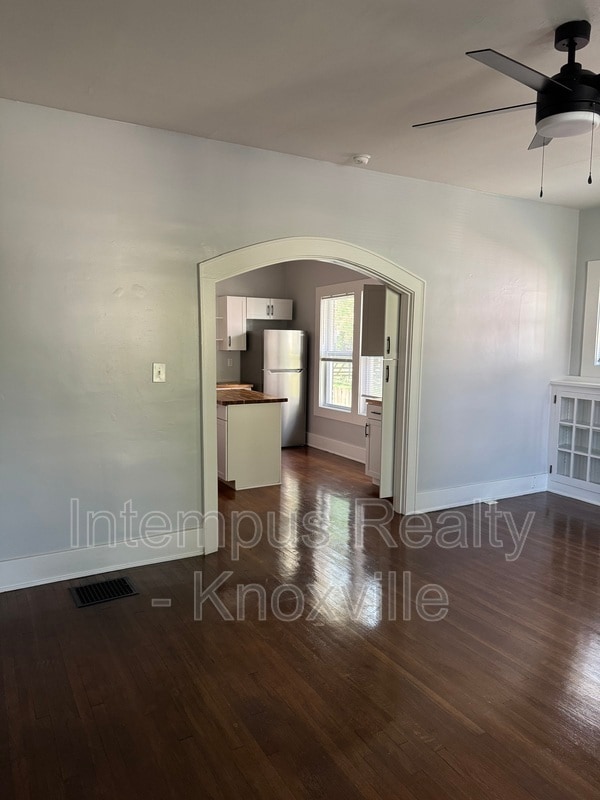 Photo - 2428 Linden Ave