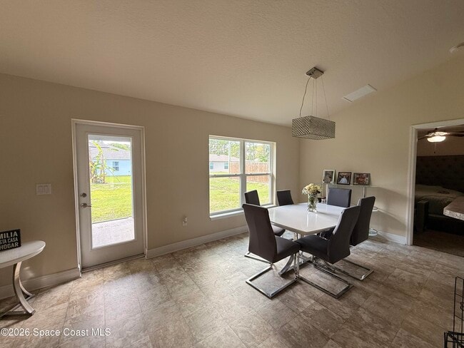 Photo - 210 Krassner Dr