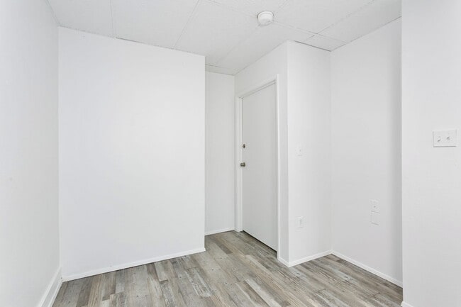 Photo - 5420 S Tacoma Way Unit 2