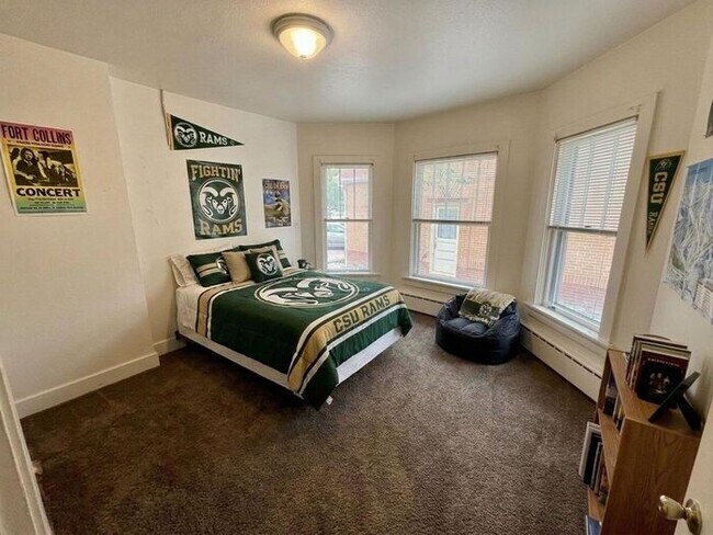 Photo - 1/2 Off First Months Rent! 3 Bed + 2 bonus rooms in basement, 2 Bath Home NEAR CSU! Flexible leas...