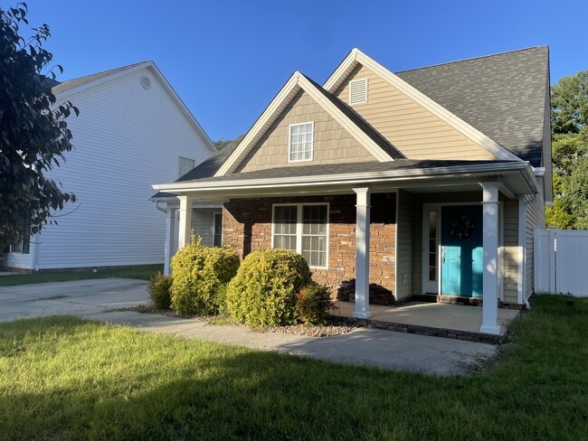 Photo - 509 Capstone Dr