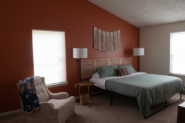 Building Photo - 3270 Greenwich Ct Unit CT