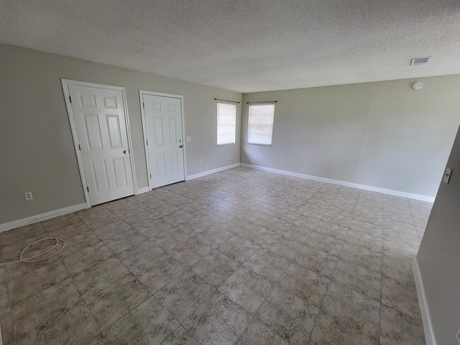 Photo - 23 Louisiana Ave