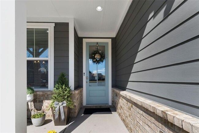 Photo - 29 Laurelwood Ln