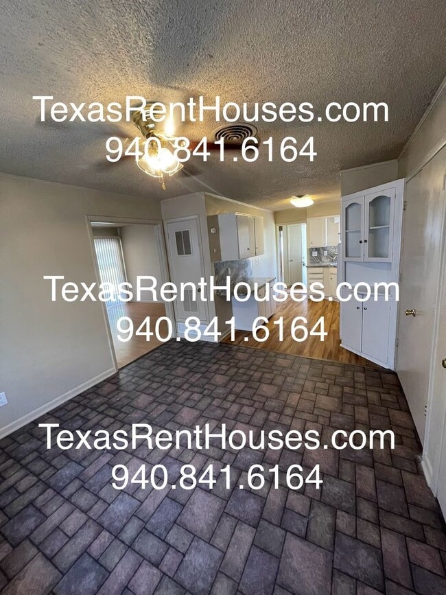 Photo - Amazing Neighborhood! Walking Distance to ...