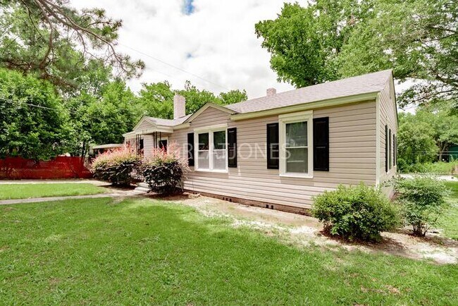 Photo - 217 Ferrell Dr