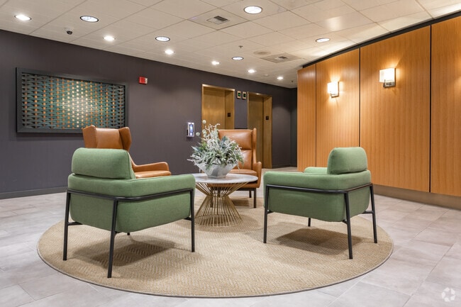 Photo - The Redwood Apartments