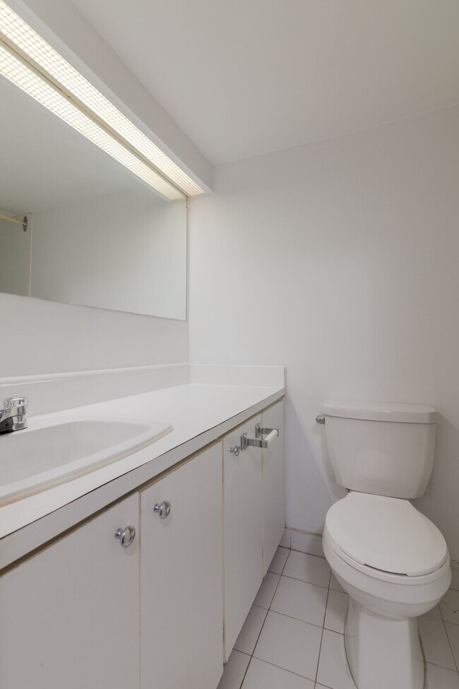 Photo - 1975 Maisonneuve Blvd W Unité 705