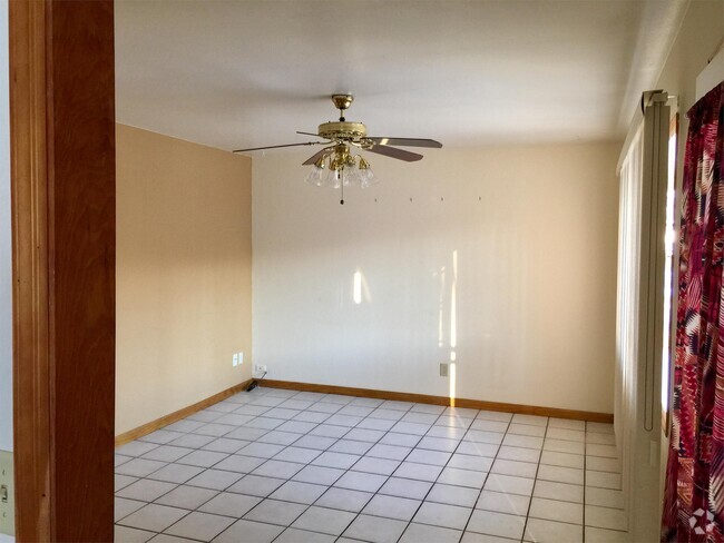 Building Photo - 301 Terrace Way Rental