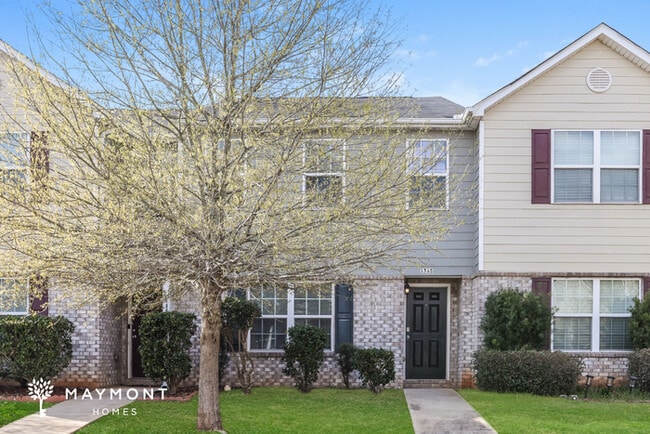 Building Photo - 1515 Hydrangea Ln