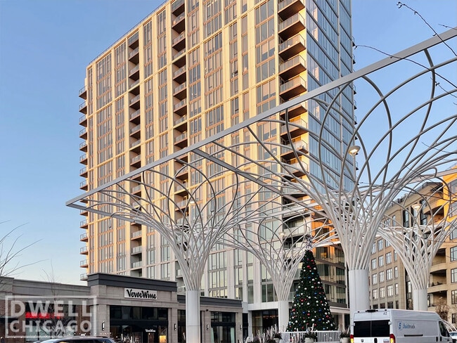 Photo - 2301 N Lincoln Ave Unit 1