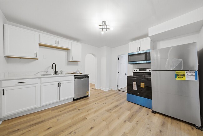 Photo - 1415 N Maplewood Ave