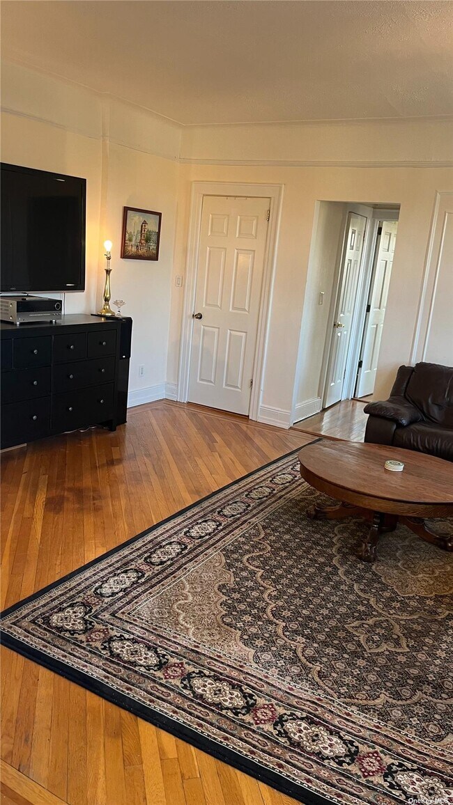 839 Lefferts Blvd Condo Unit 6 F Condo for Rent in Queens, NY