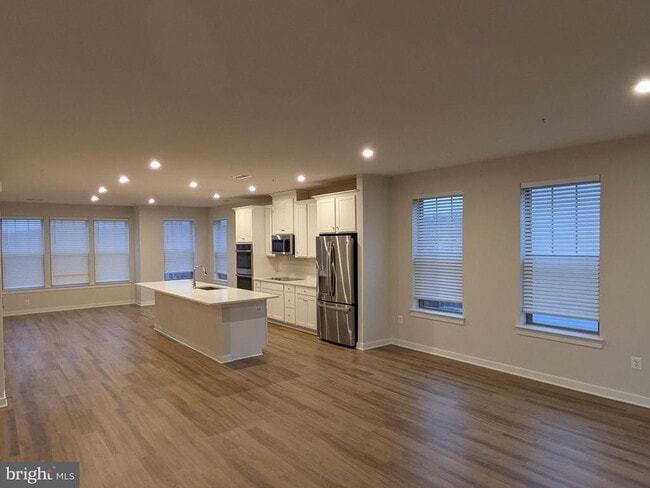 Building Photo - 610 Percy Pl