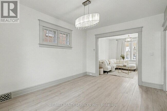 Photo - 39 Fielden Ave
