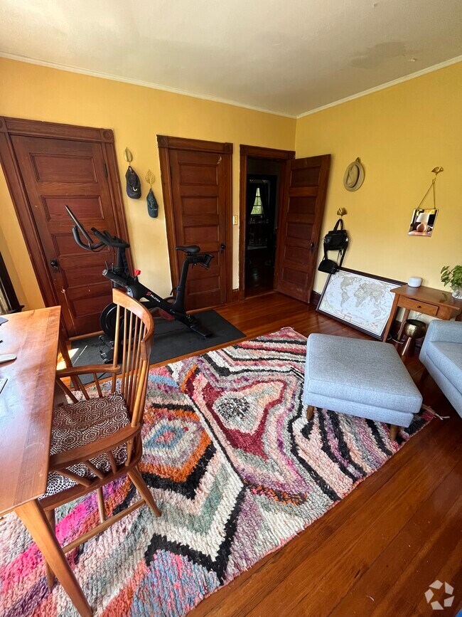 Building Photo - 3 Hammond St Unit 3 Rental
