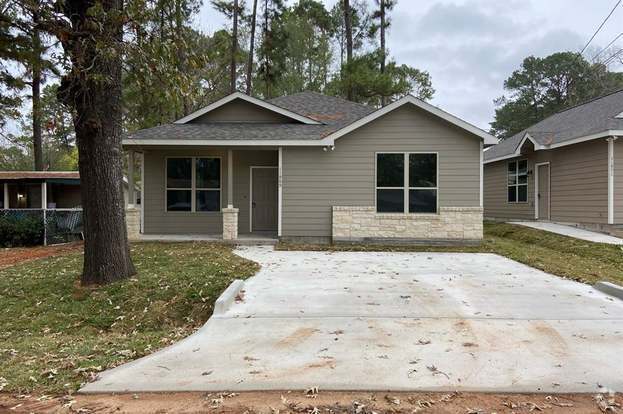 Building Photo - 10734 Royal York Dr Rental