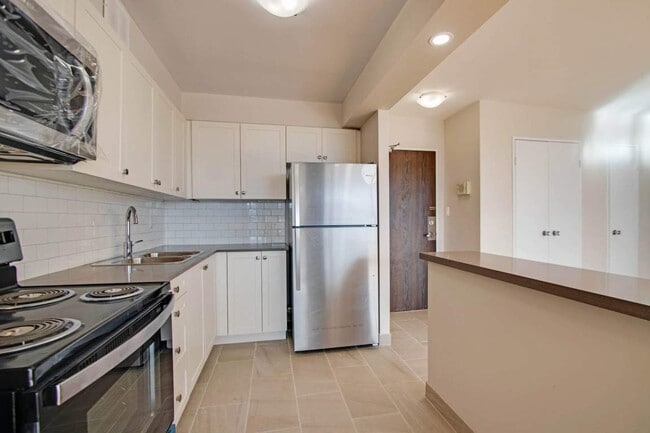 Photo - Poplar Grove