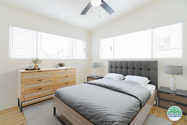 Photo - 3720 Midvale Ave